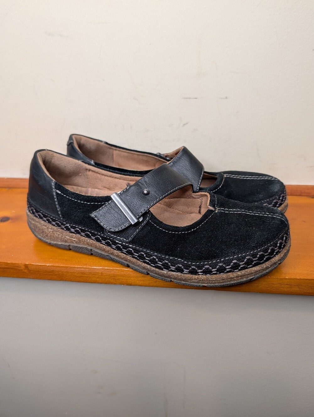 Earth Origins Essential Emme Black Suede Mary Jane Shoes Comfort Sz 9.5 M